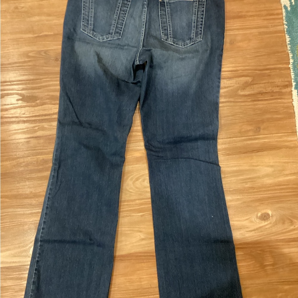 Jennifer Lopez Mid Rise Dark Blue Boot Cut Stretch Jeans Size 8 NWT - Picture 3 of 5